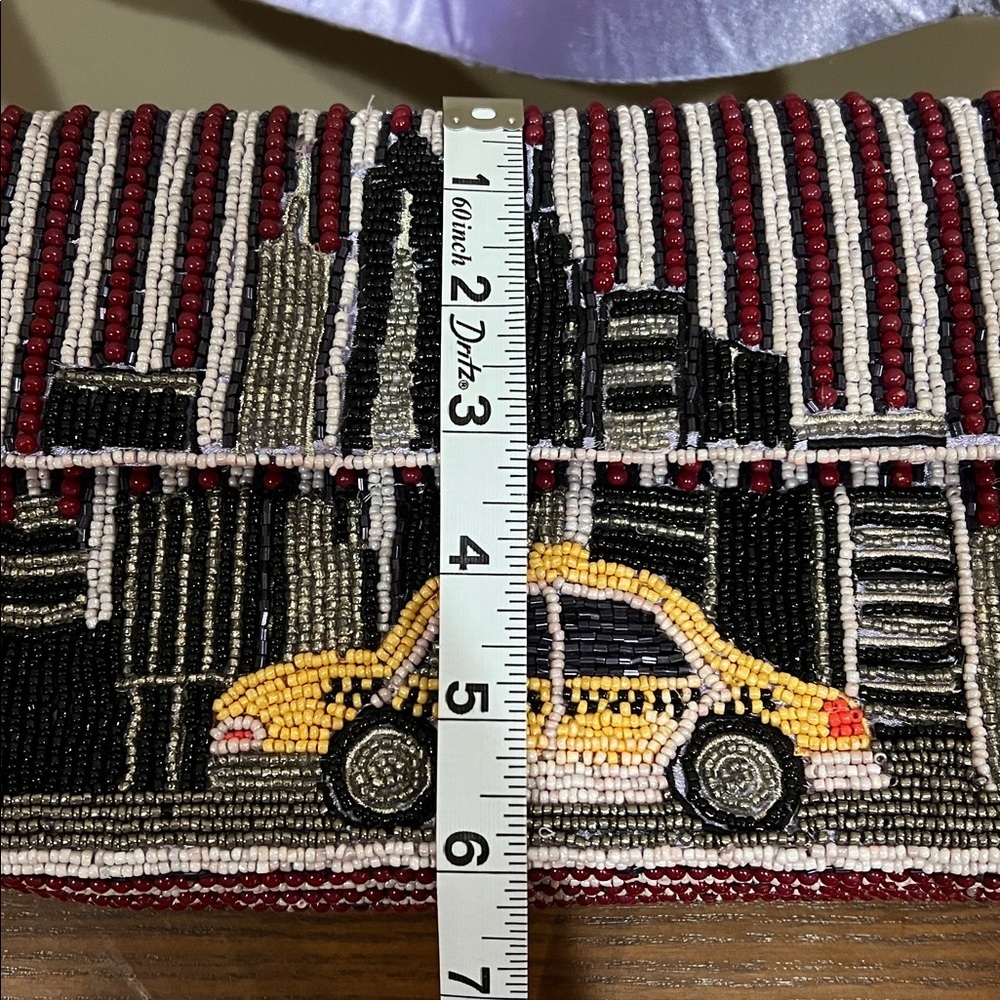 Handcrafted In India | Beaded New York Skyline/Cab Shoulder Bag - Picture 14 of 15